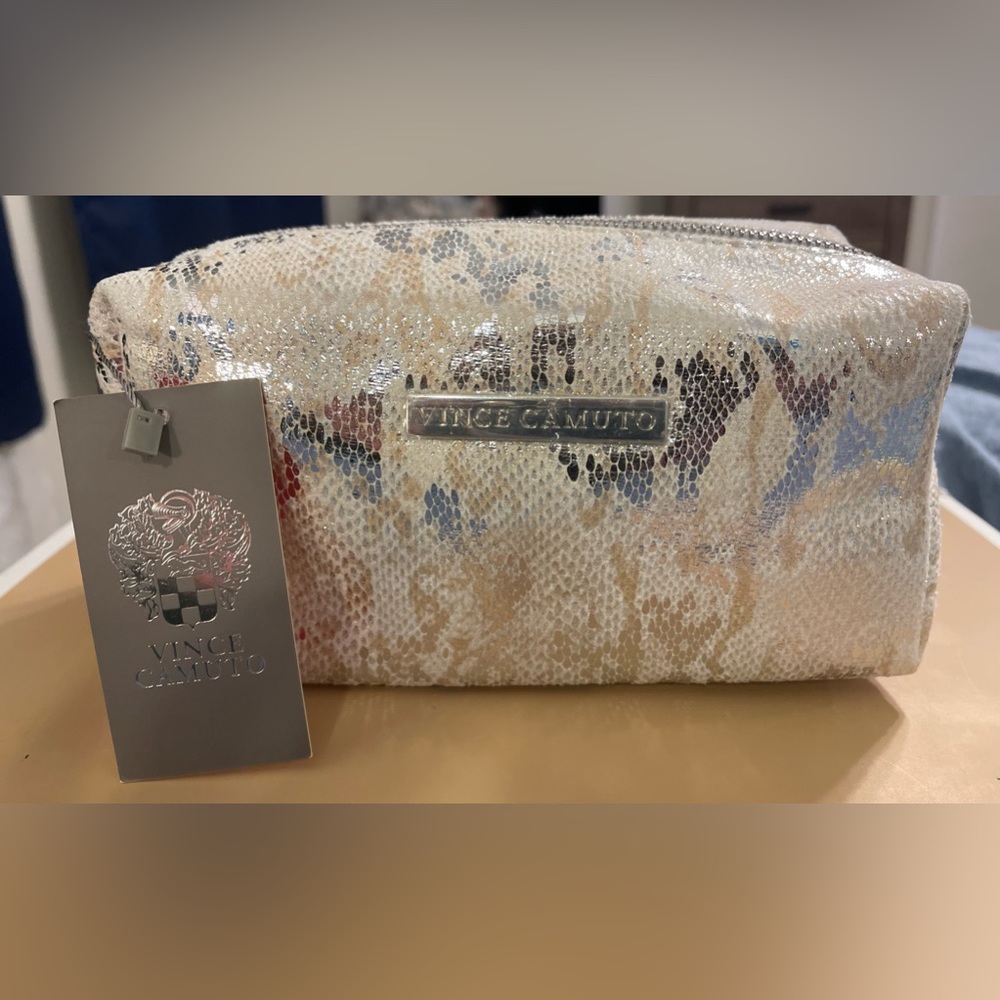 Vince Camuto makeup bag